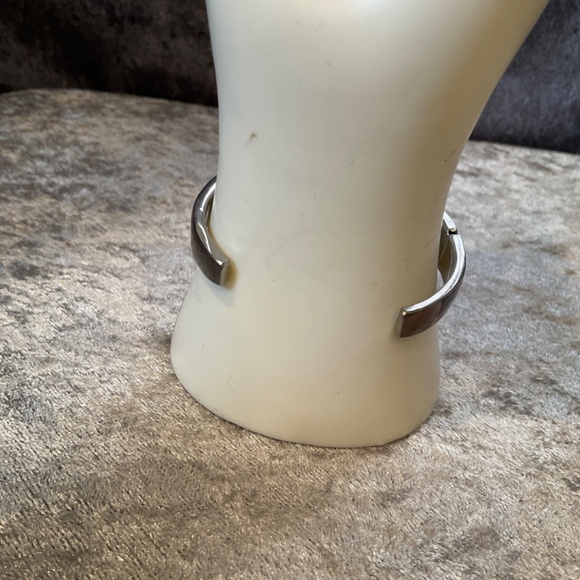 Vintage Philippines Silver and Abalone Shell Cuff Bracelet - Picture 2 of 5